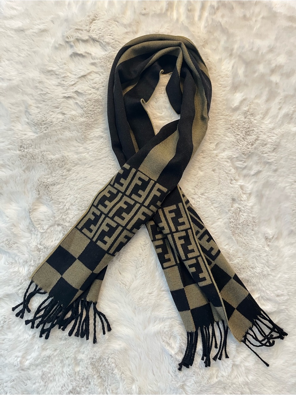 FENDI Reversible Scarf - Picture 3 of 6